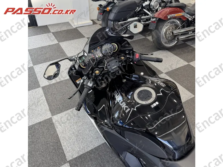 SUZUKI GSX R 1300 HAYABUSA - фото 3