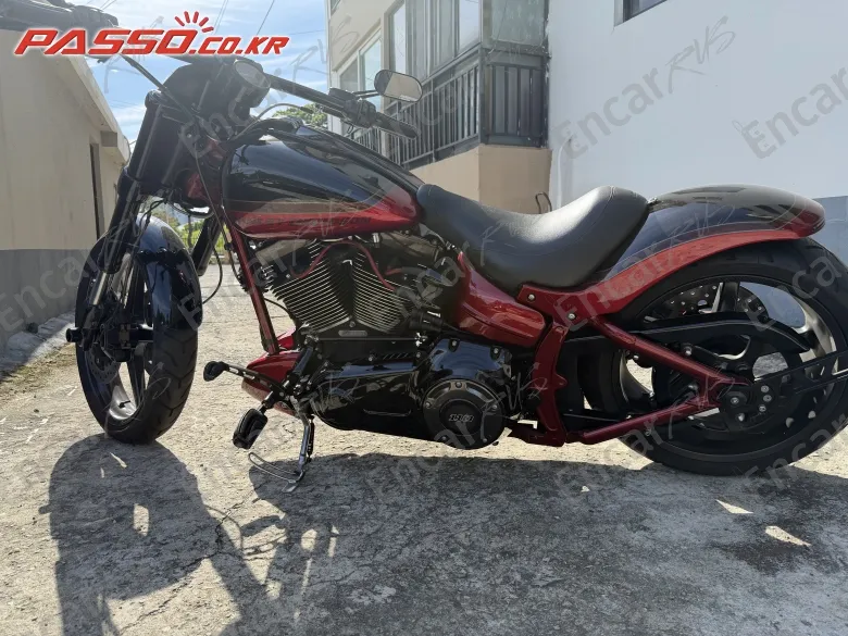 HARLEY-DAVIDSON CVO BREAKOUT - фото 1