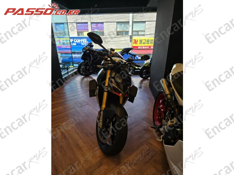 Ducati Streetfighter V4 S - фото 4