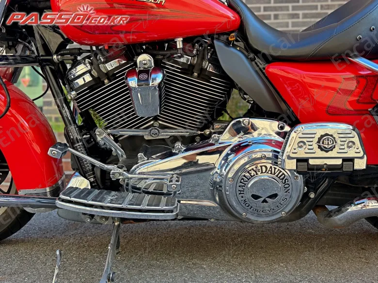 Harley-Davidson Flhr - фото 4