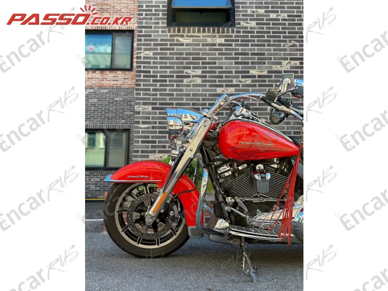 Harley-Davidson Flhr - фото 5