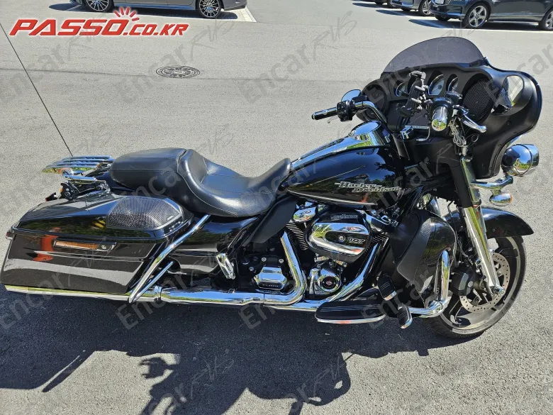 Harley-Davidson Flhx - фото 0
