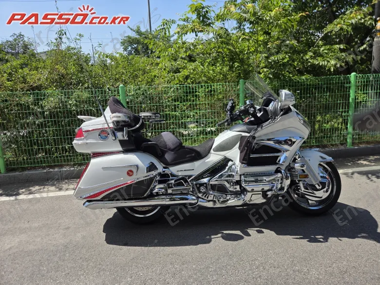 Honda Goldwing 1800 - фото 0