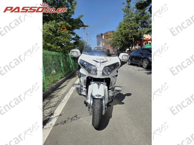 Honda Goldwing 1800 - фото 4
