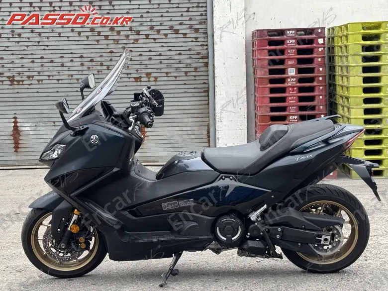 Yamaha T Max 560 - фото 1