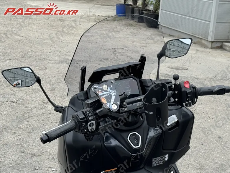 Yamaha T Max 560 - фото 3