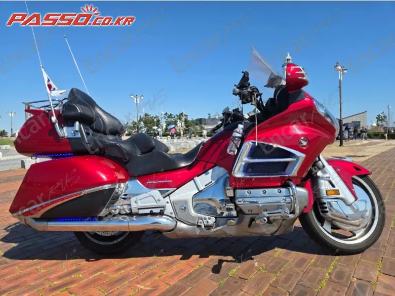 Honda Goldwing 1800 - фото 0