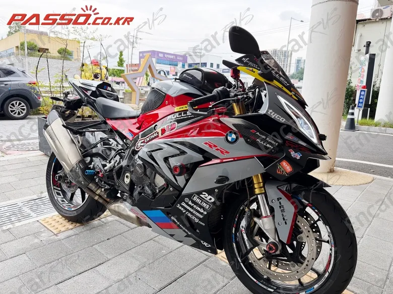 BMW S 1000 RR - фото 0