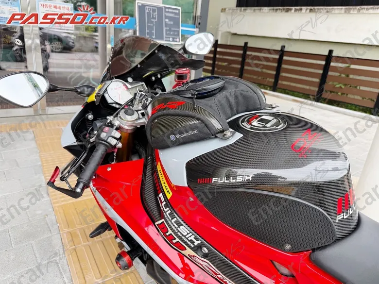 BMW S 1000 RR - фото 3