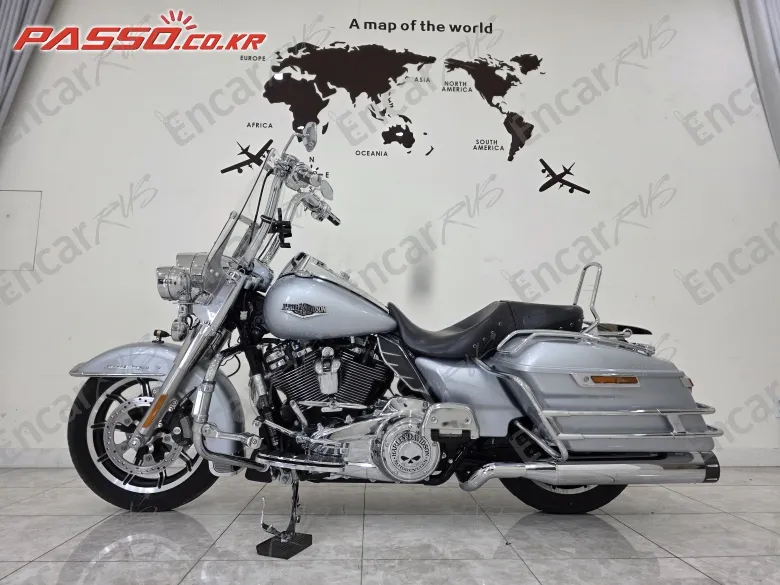 Harley-Davidson Flhr - фото 1