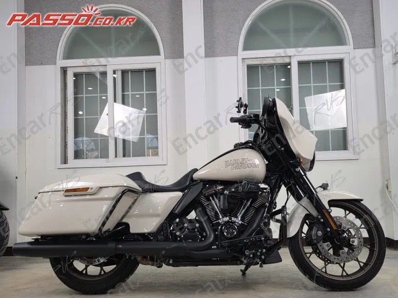 HARLEY-DAVIDSON STREET GLIDE ST - фото 0