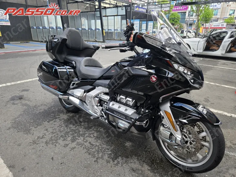 Honda Goldwing Tour Dct Airbag - фото 0