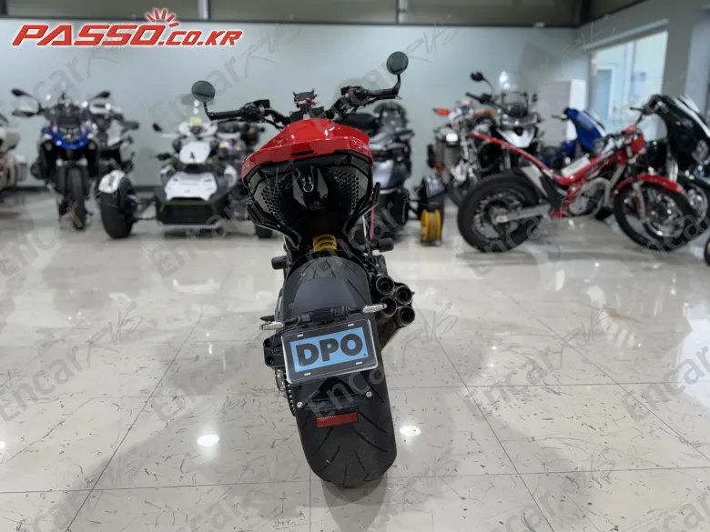 DUCATI DIAVEL V4 - фото 2