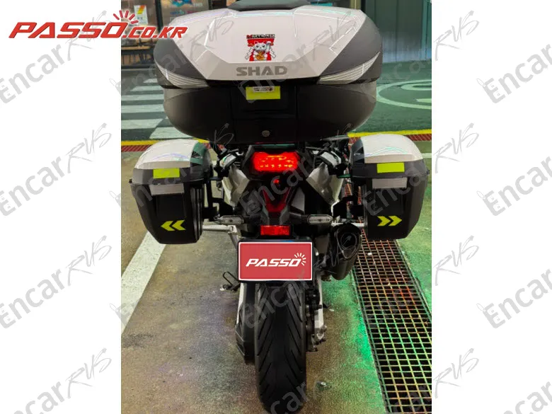 Honda Forza 750 - фото 2