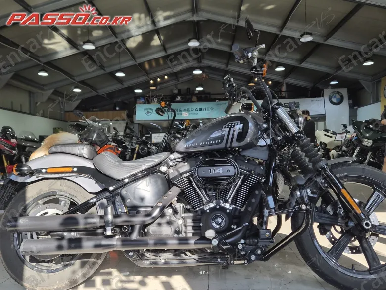 HARLEY-DAVIDSON STREET BOB 114 - фото 0