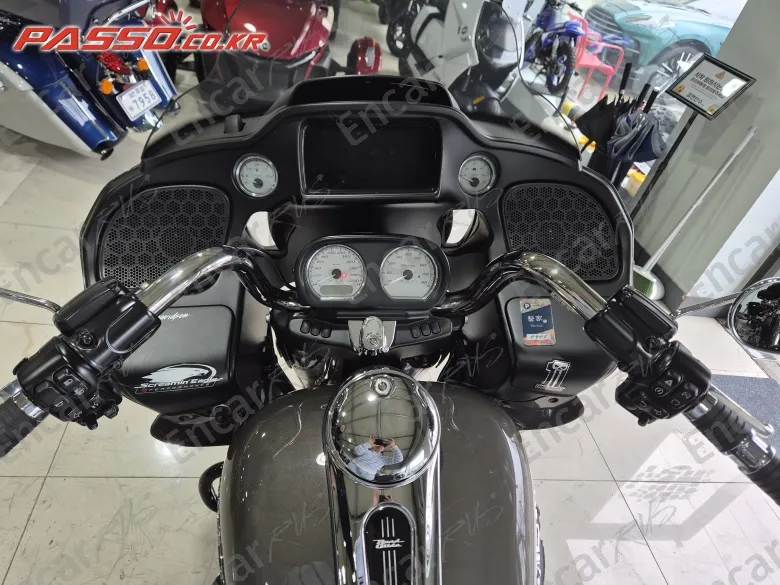 Harley-Davidson Fltr - фото 3