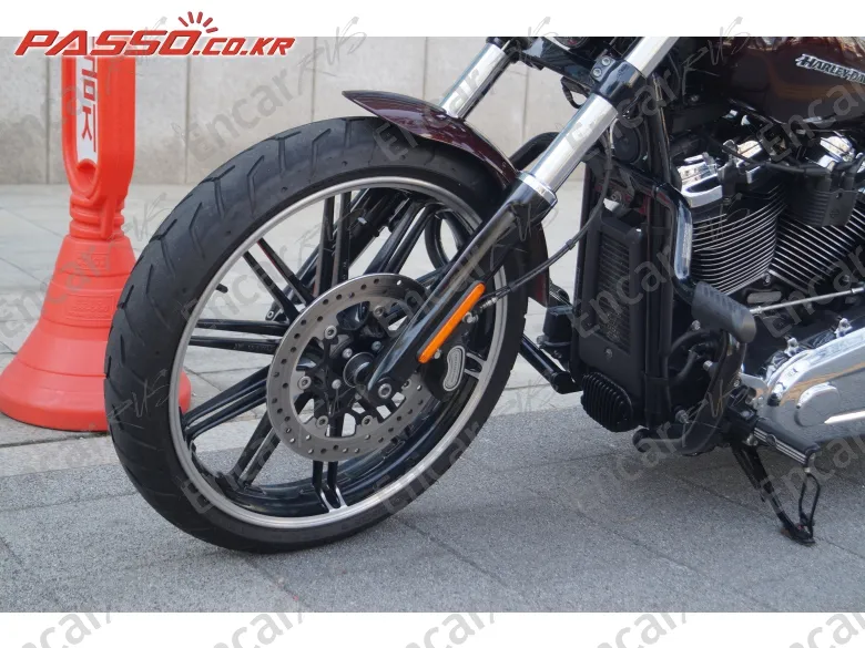 Harley-Davidson Breakout 114 - фото 5