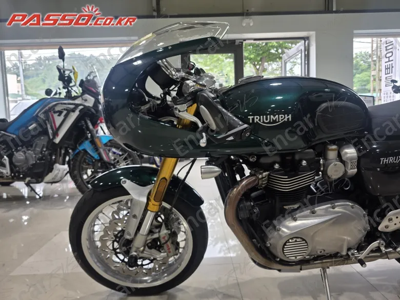 Triumph Thruxton R - фото 4