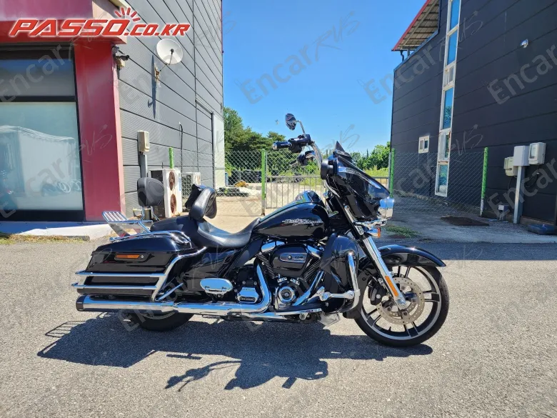 Harley-Davidson Flhx - фото 0