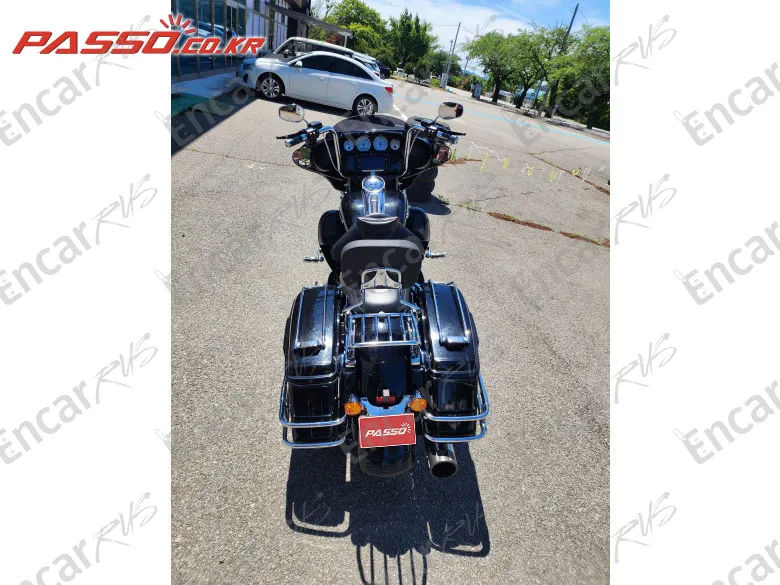 Harley-Davidson Flhx - фото 2