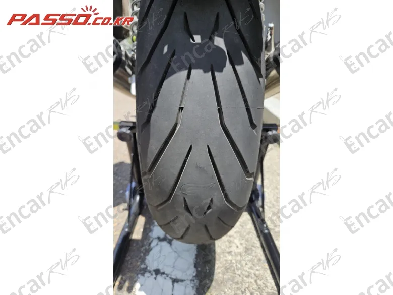 Triumph Speed Twin 1200 - фото 5