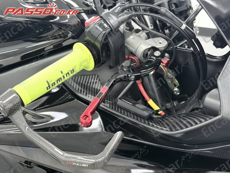 Yamaha Yzf R6 - фото 3