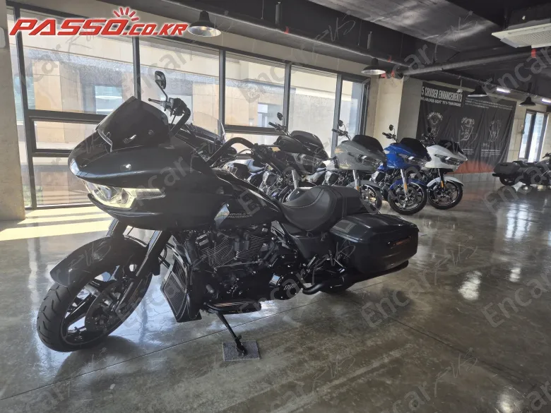 Harley-Davidson Fltr - фото 1