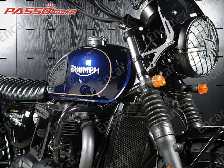 TRIUMPH BONNEVILLE T120 - фото 4