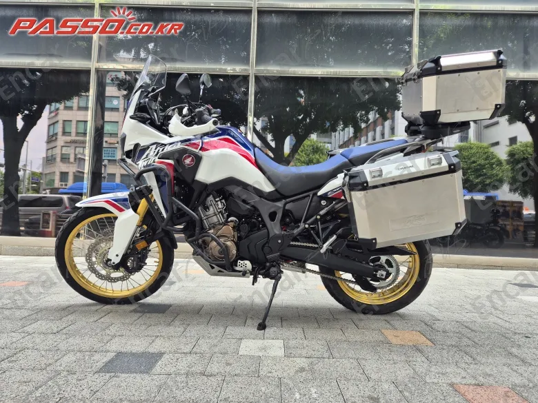 HONDA AFRICA TWIN CRF 1000 L DCT - фото 1