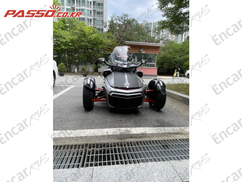 BRP CAN-AM SPYDER F3 S - фото 6