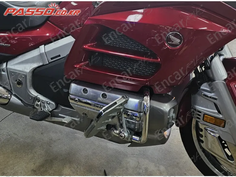 HONDA GOLDWING 1800 - фото 4