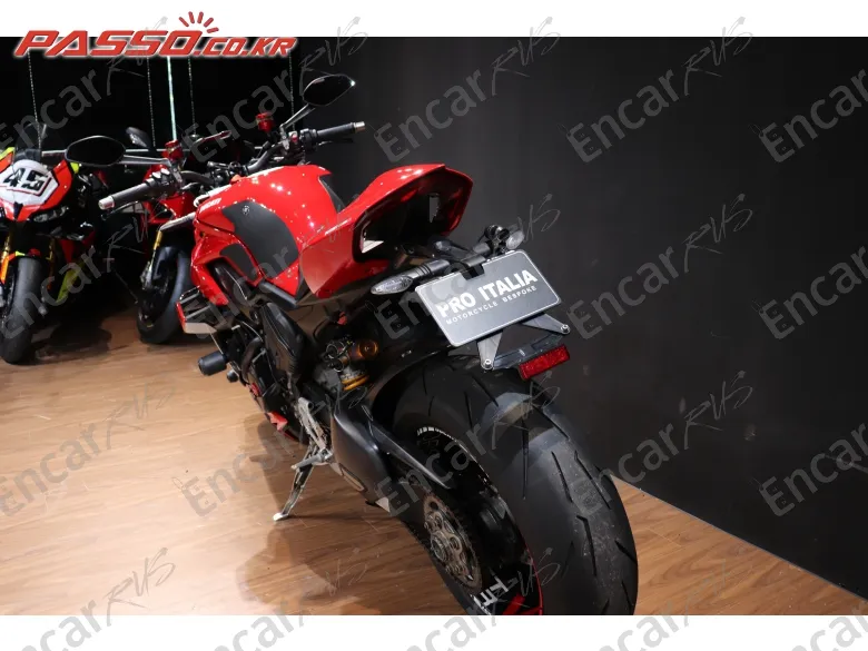 DUCATI STREETFIGHTER V4 S - фото 2