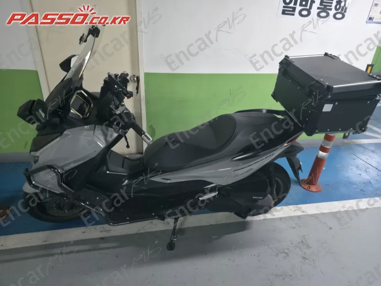 HONDA FORZA 350 - фото 1