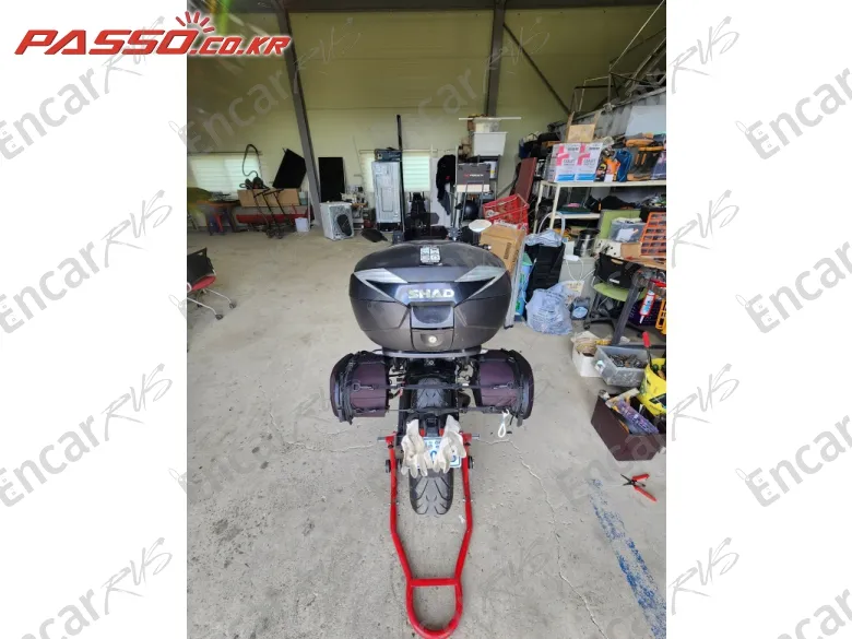 YAMAHA MT 09 - фото 5