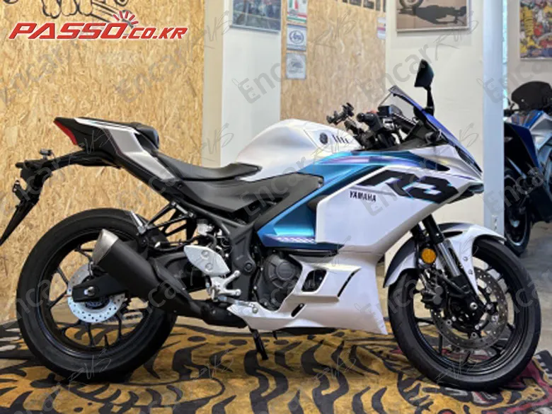 YAMAHA YZF R3 - фото 0