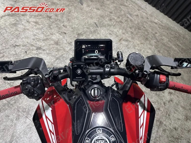YAMAHA MT 09 SP - фото 3
