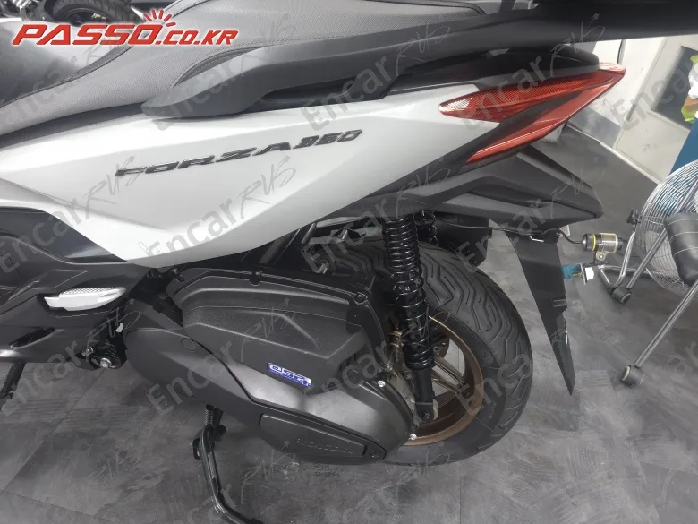 HONDA FORZA 350 - фото 4