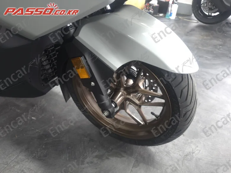 HONDA FORZA 350 - фото 5