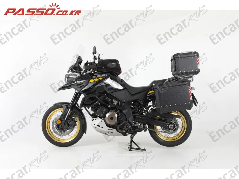 SUZUKI V STROM 1050 XT - фото 1