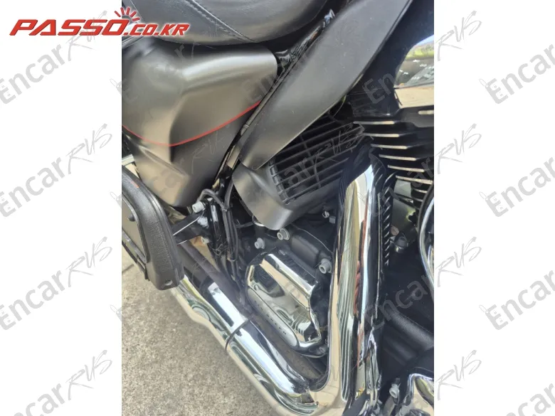 HARLEY-DAVIDSON FLHTK ELECTRA GLIDE ULTRA LIMITED - фото 4