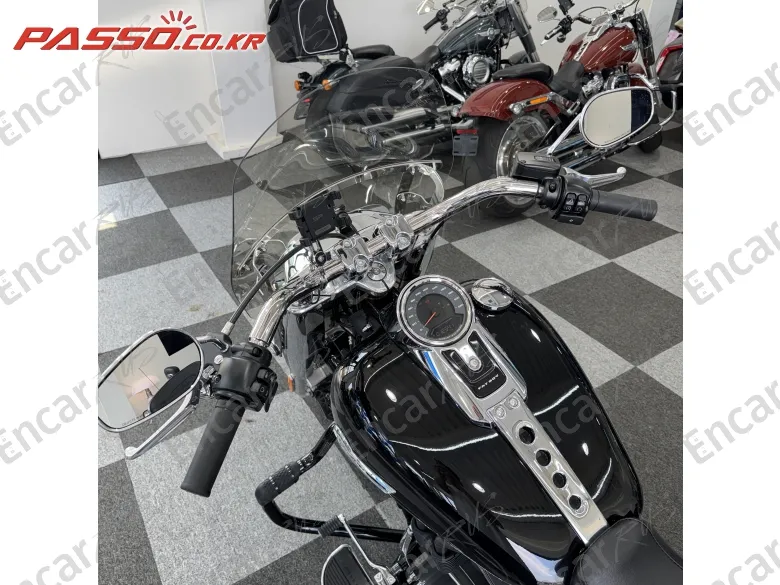 HARLEY-DAVIDSON FAT BOY 114 - фото 3