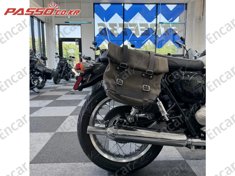 Triumph Bonneville T120 - фото 5