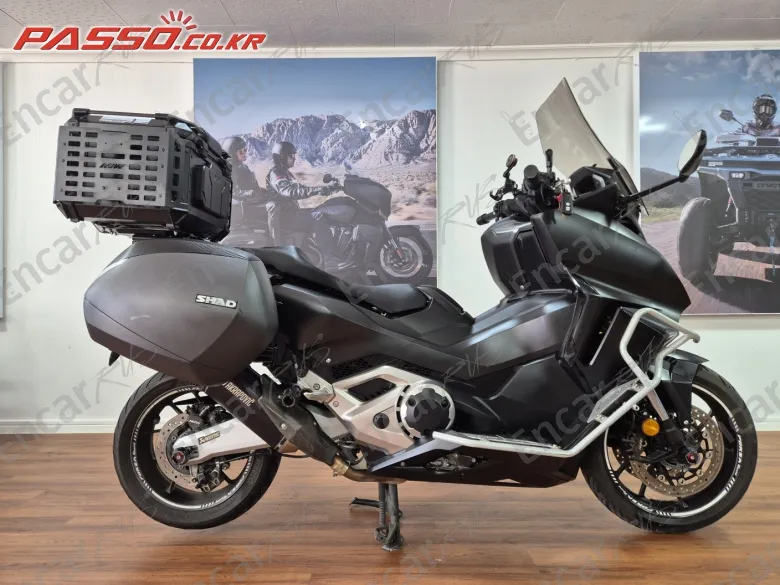 Honda Forza 750 - фото 0