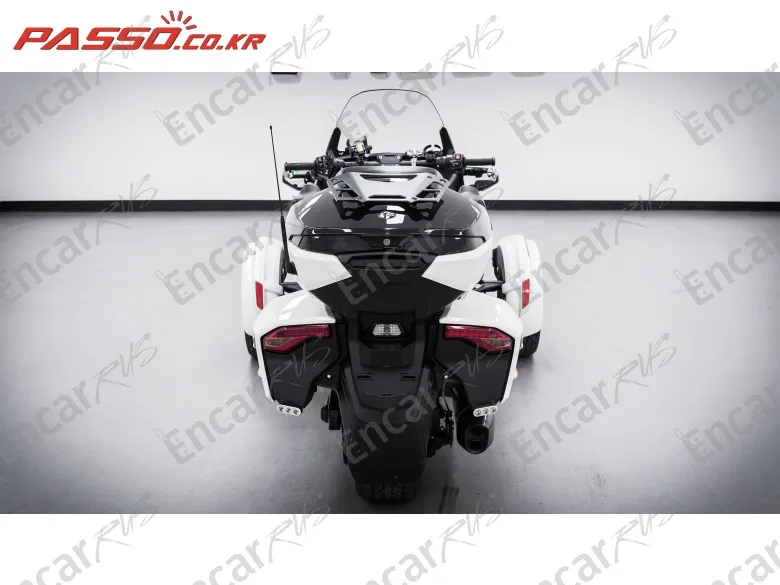 BRP CAN-AM SPYDER F3 LIMITED - фото 2