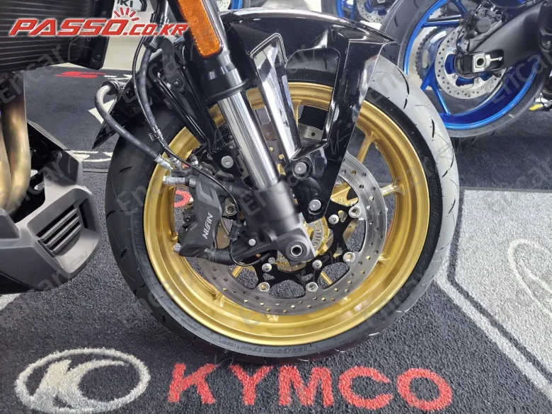 SUZUKI GSX 8 TT - фото 5