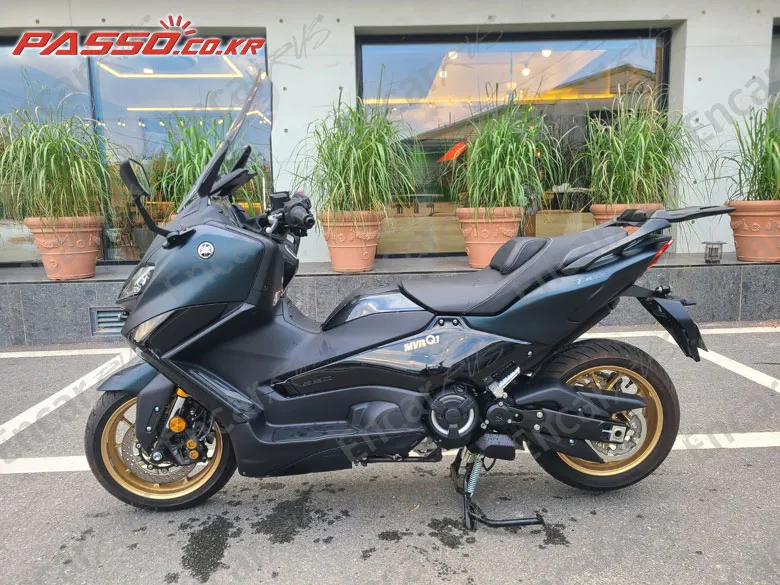 Yamaha T Max 560 - фото 1