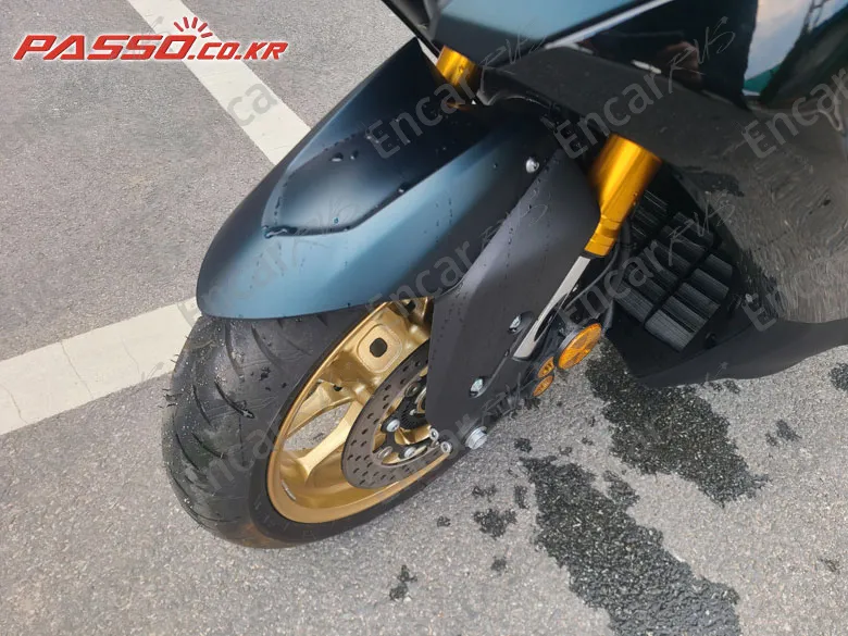 Yamaha T Max 560 - фото 5