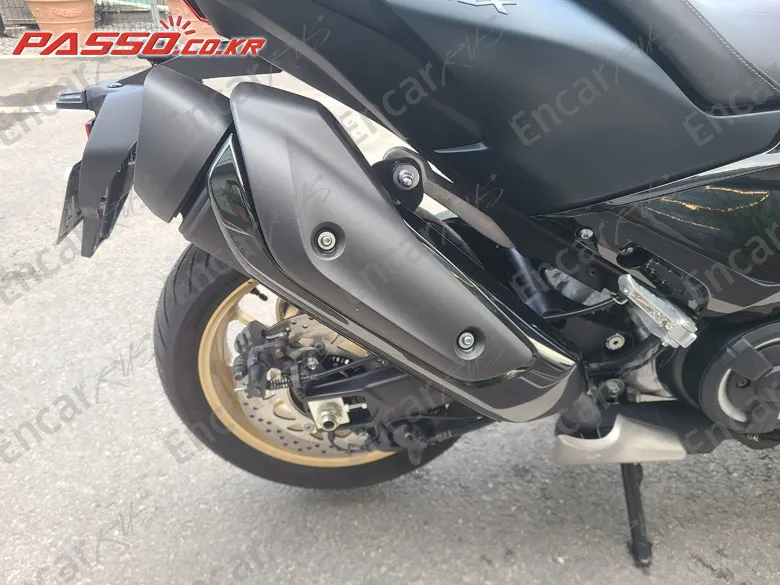 Yamaha T Max 560 - фото 6