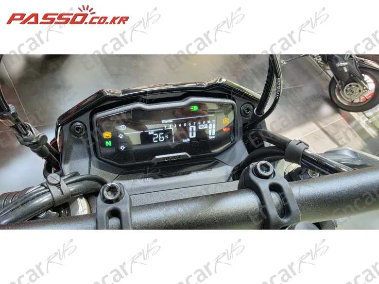 Ducati Hypermotard 698 Mono Rve - фото 3