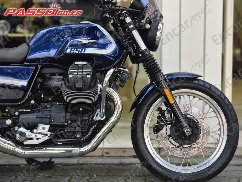 MOTO GUZZI V7 850 SPECIAL - фото 4